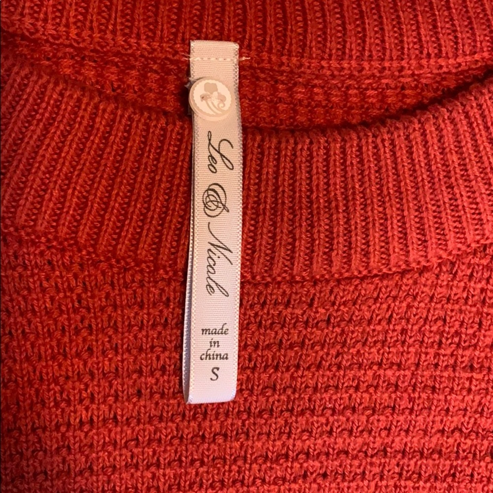 Untarnished Designer sweater!!! - Picture 2 of 2